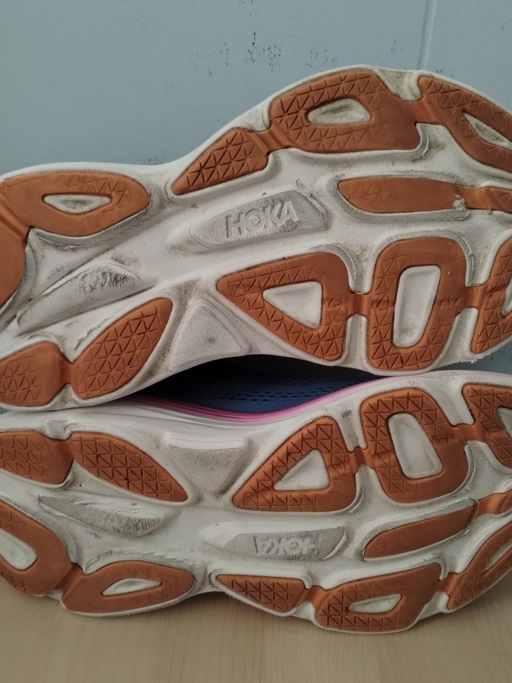 HOKA Bondi 8 Women’s Blue and Pink Running Shoes - Picture 9 of 12